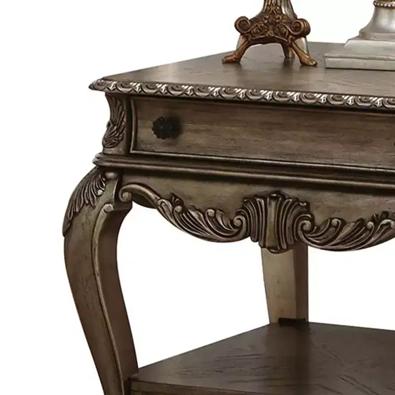 Tavolino d'appoggio vintage con finitura in rovere